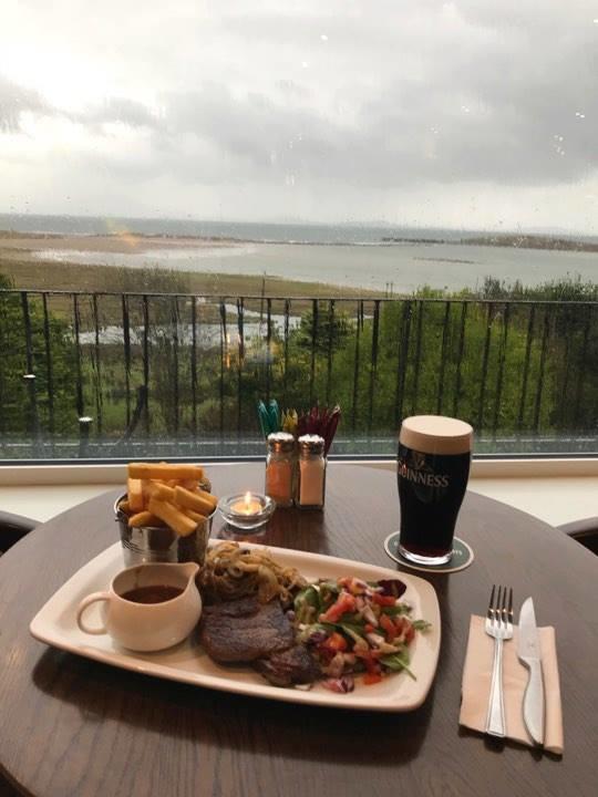 Mcloughlins Of Mulranny Hotel Buitenkant foto